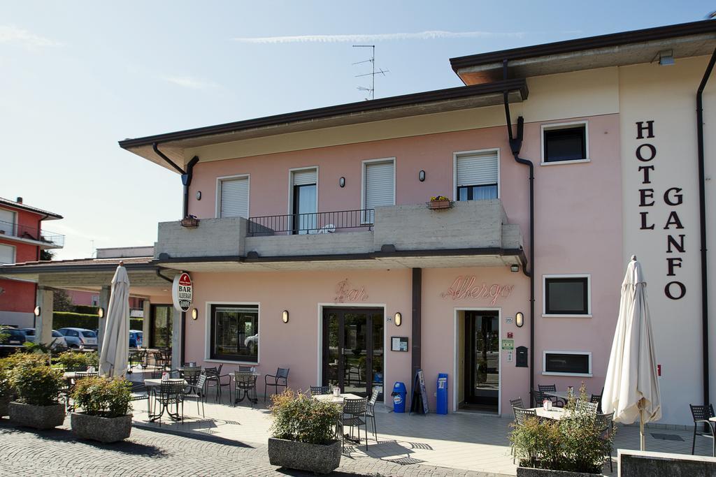 Hotel Ganfo Sirmione Exterior foto